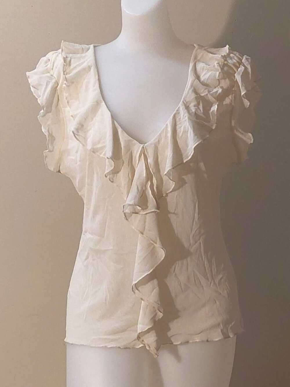Limited Antique White Knit Ruffle-front Flutter-sleeve top Size: L